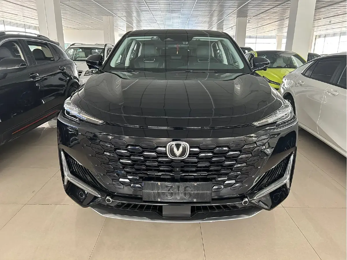 2021 ChangAn UNI-K 2.0T 233HP L4 8AT