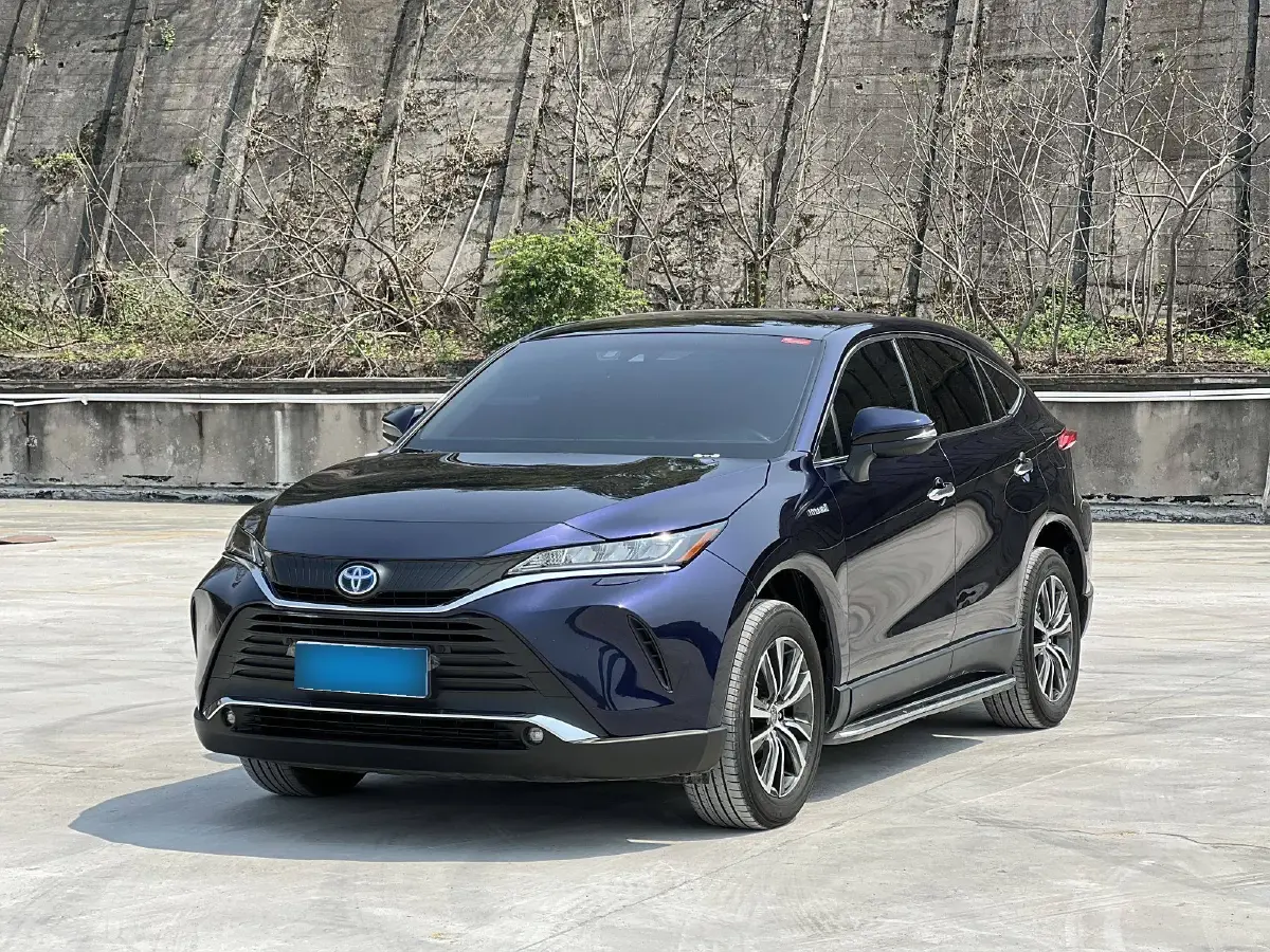 2022 Toyota Harrier 2.5L 178HP L4 E-CVT Hybrid