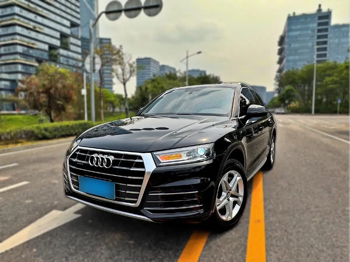 2018 Audi Q5L 2.0T 252HP L4 7DCT