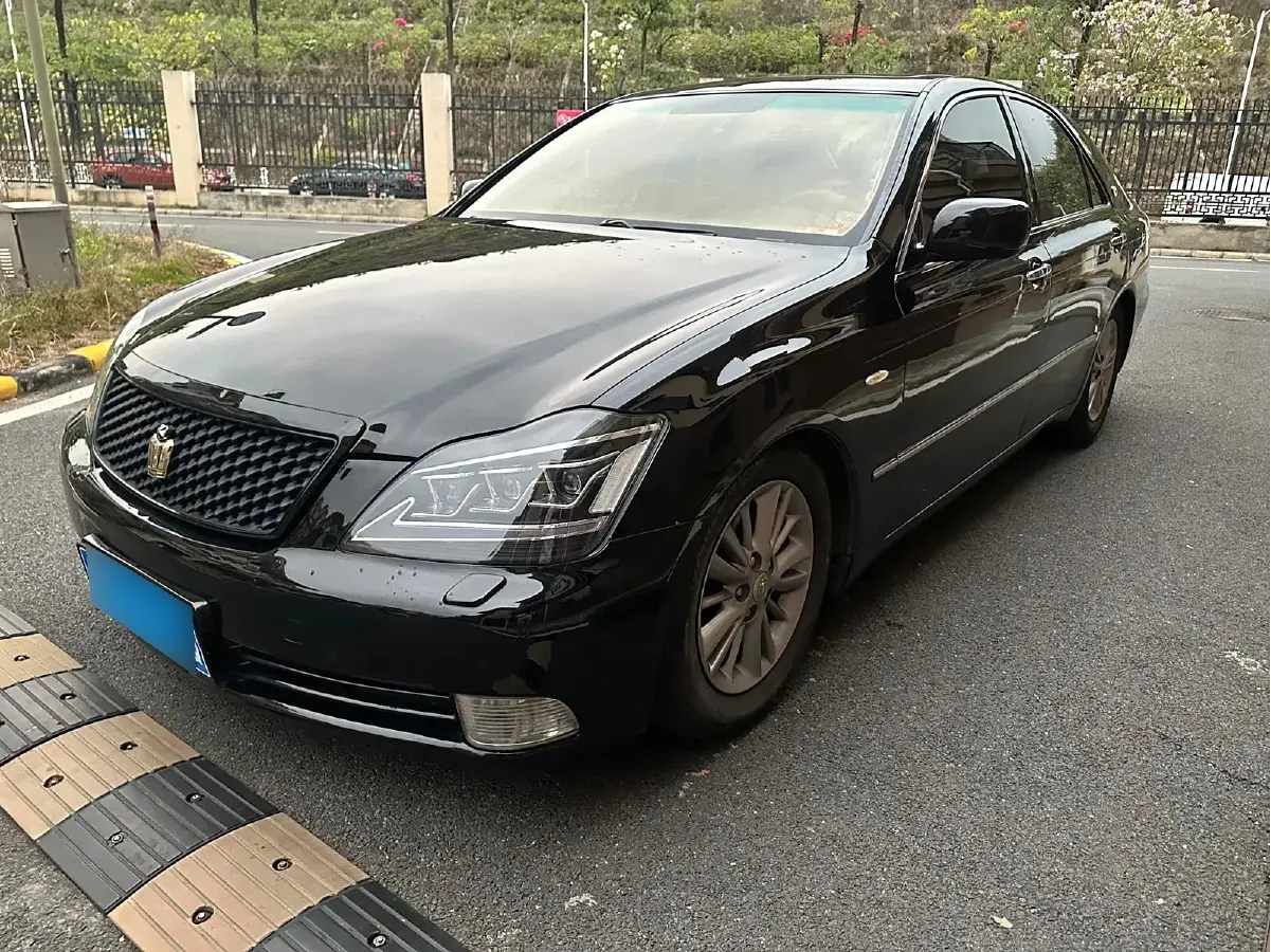 2007 Toyota Crown 2.5L 197HP V6 6AT