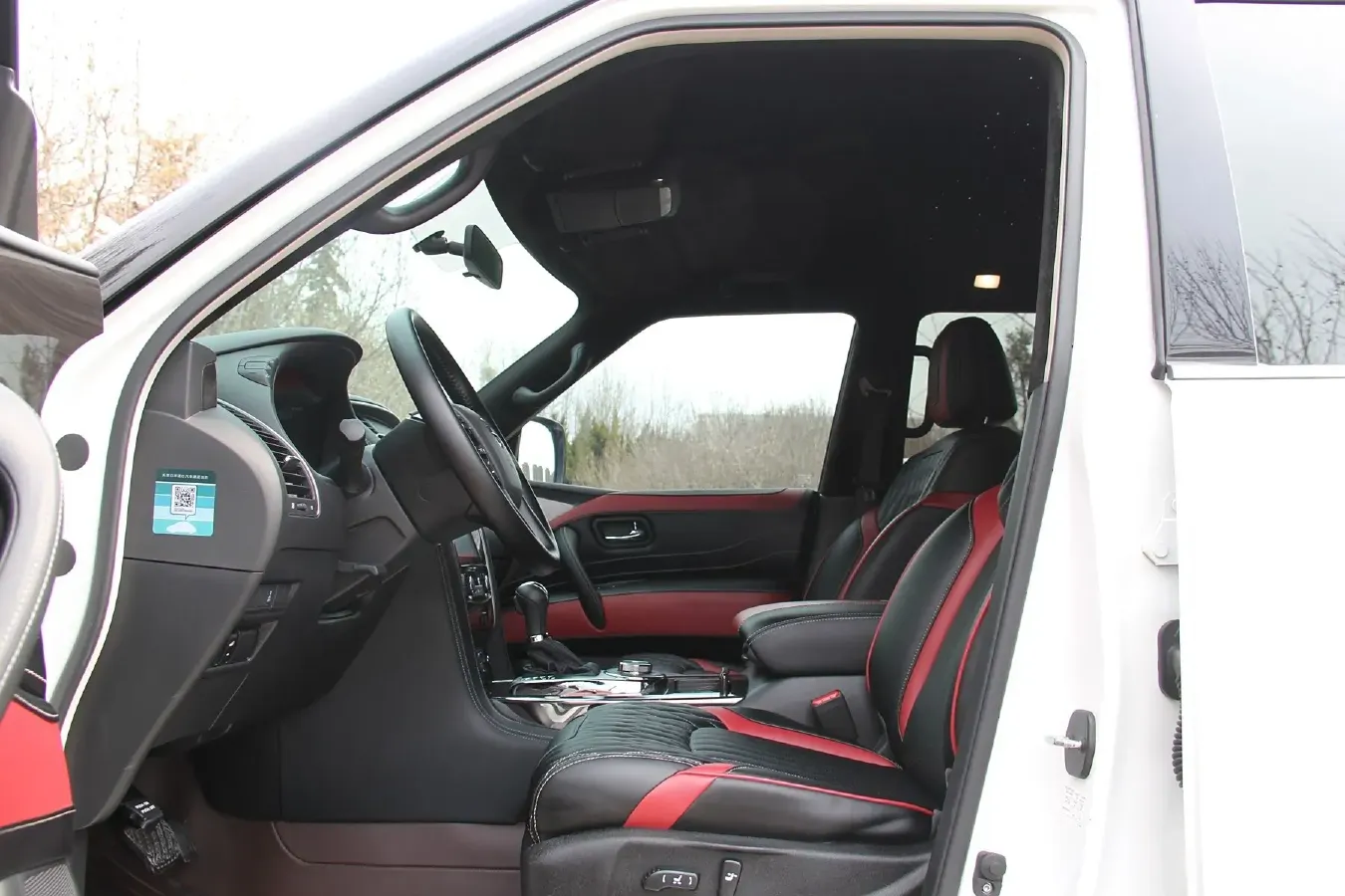 2018 Nissan Patrol 4.0L 279HP V6 7AT,autocango,china used car exporter,china ev exporter,chinese used car exporter,chinese used ev exporter