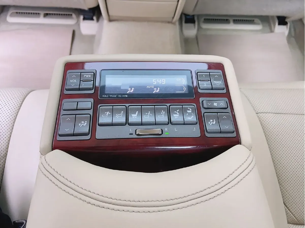 2010 Lexus LS 5.0L 395HP V8 E-CVT Hybrid,autocango,china used car exporter,china ev exporter,chinese used car exporter,chinese used ev exporter