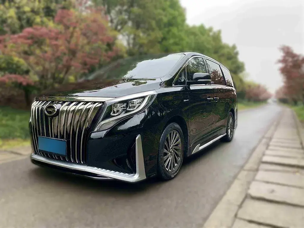 2021 GAC Trumpchi M8 2.0T 252HP L4 8AT