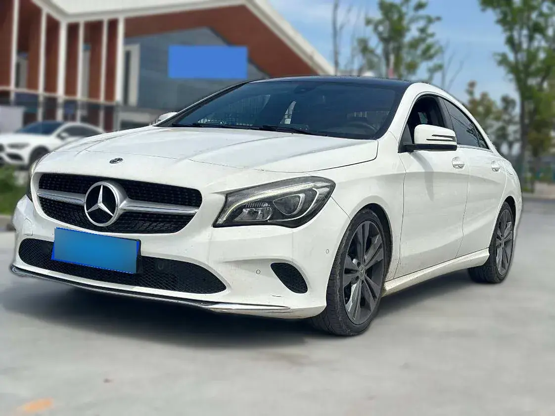 2018 Mercedes-Benz CLA Class 1.6T 156HP L4 7DCT