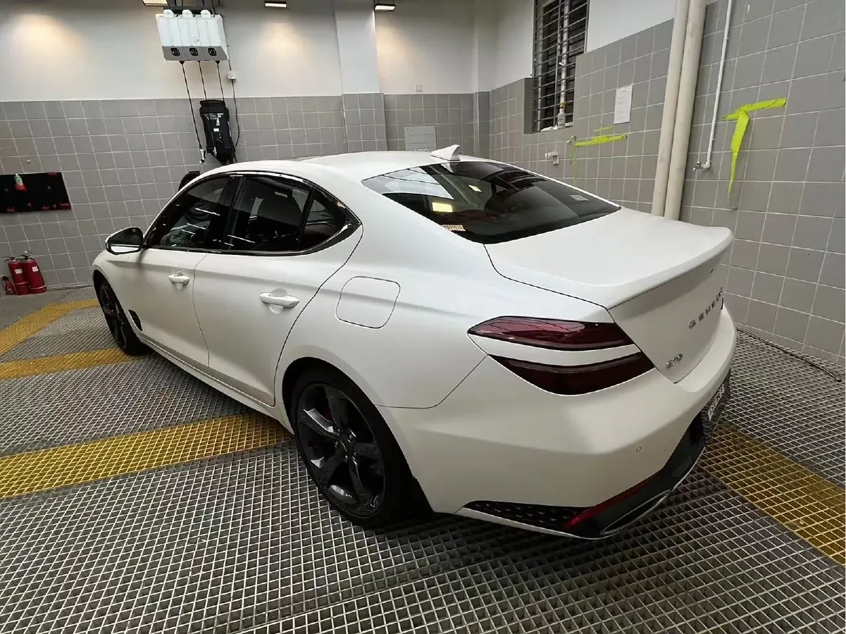 2021 Genesis G70 2.0T 245HP L4 8AT,autocango,china used car exporter,china ev exporter,chinese used car exporter,chinese used ev exporter