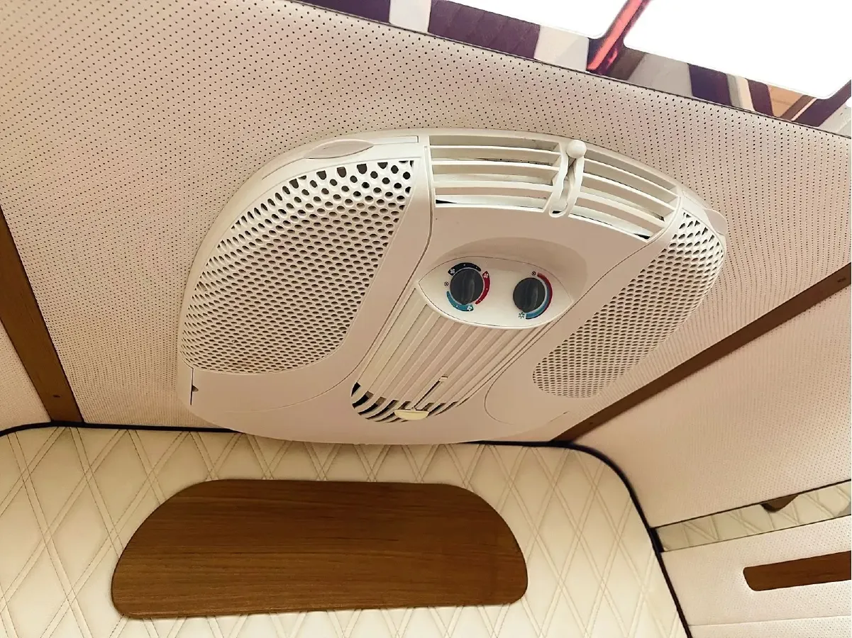 2011 Ford E350 5.4L 258HP V8 5AT,autocango,china used car exporter,china ev exporter,chinese used car exporter,chinese used ev exporter