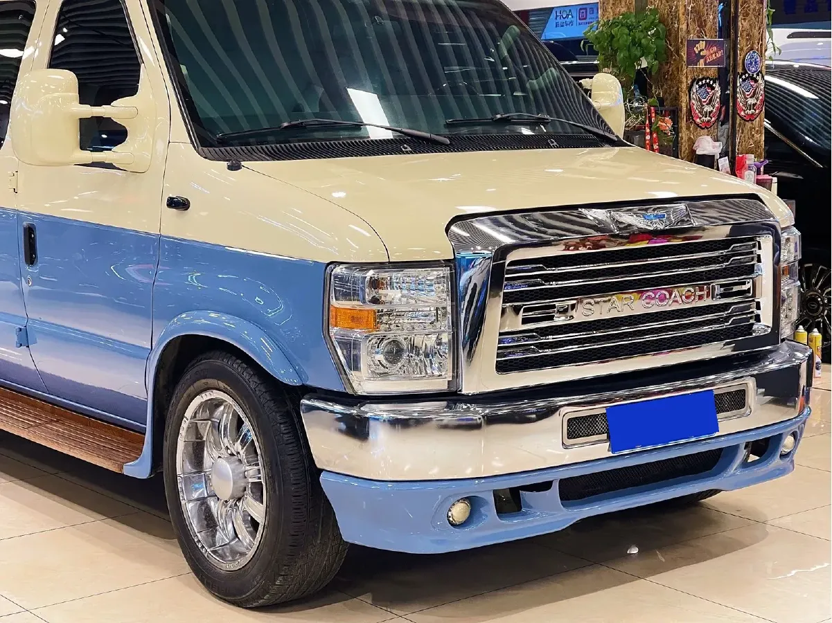 2011 Ford E350 5.4L 258HP V8 5AT,autocango,china used car exporter,china ev exporter,chinese used car exporter,chinese used ev exporter