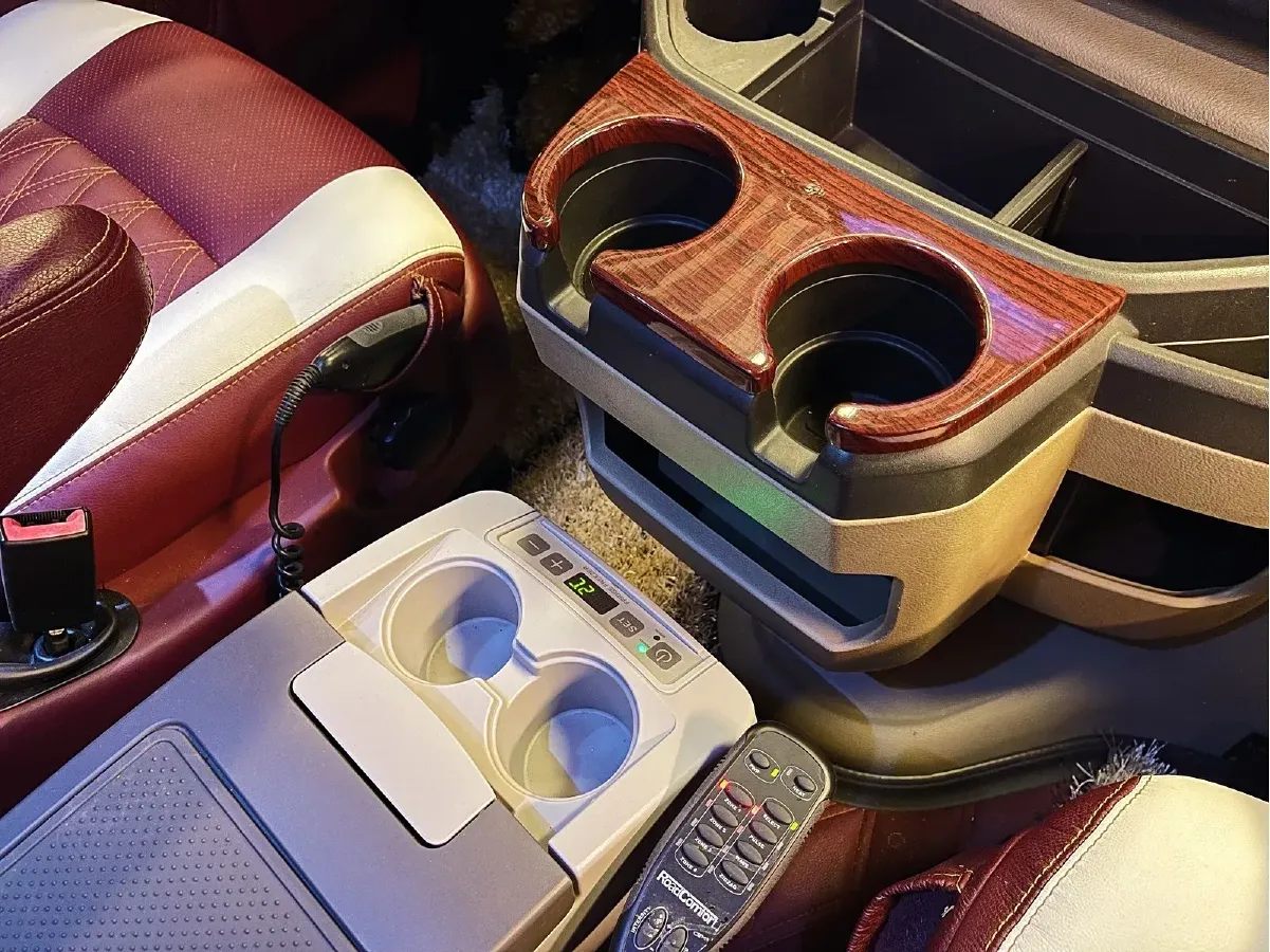 2011 Ford E350 5.4L 258HP V8 5AT,autocango,china used car exporter,china ev exporter,chinese used car exporter,chinese used ev exporter