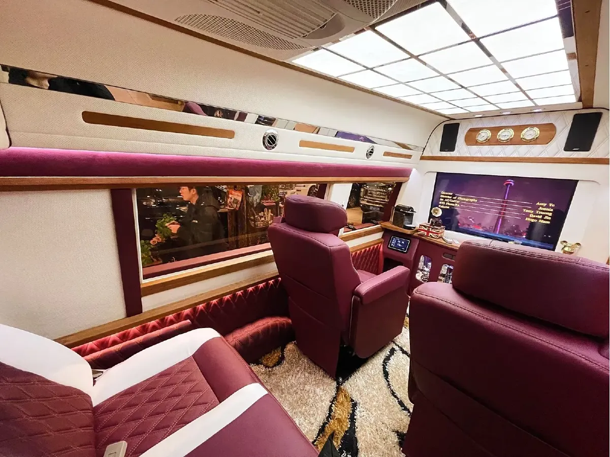 2011 Ford E350 5.4L 258HP V8 5AT,autocango,china used car exporter,china ev exporter,chinese used car exporter,chinese used ev exporter