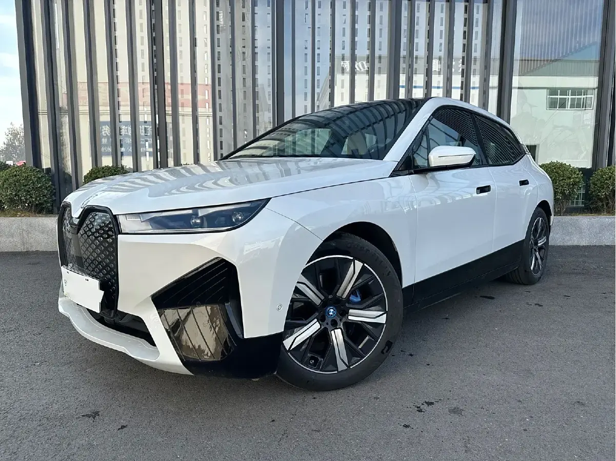 2022 BMW iX BEV 76.6KWH