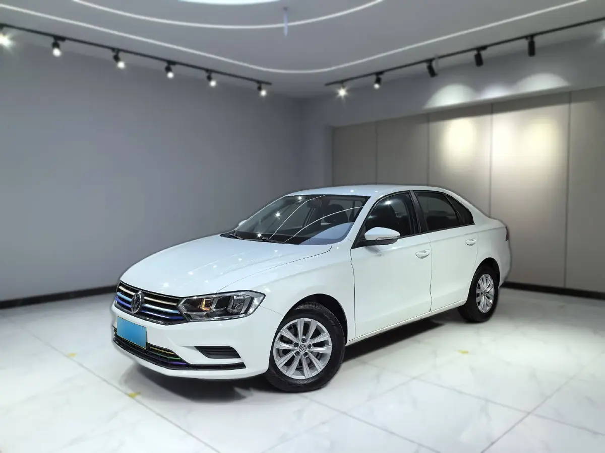 2017 Volkswagen Bora 1.6L 110HP L4 6AT