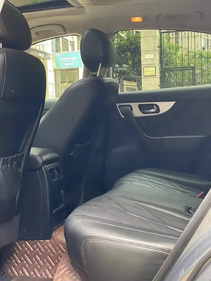 2011 Infiniti FX 3.5L 332HP V6 7AT,autocango,china used car exporter,china ev exporter,chinese used car exporter,chinese used ev exporter