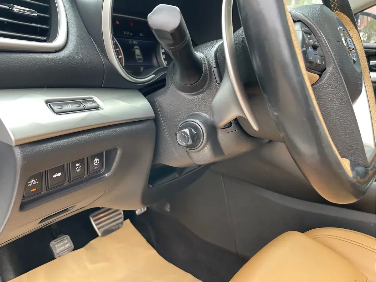 2016 Nissan Maxima 2.5L 186HP L4 CVT,autocango,china used car exporter,china ev exporter,chinese used car exporter,chinese used ev exporter