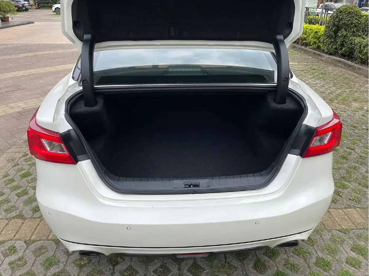 2016 Nissan Maxima 2.5L 186HP L4 CVT,autocango,china used car exporter,china ev exporter,chinese used car exporter,chinese used ev exporter