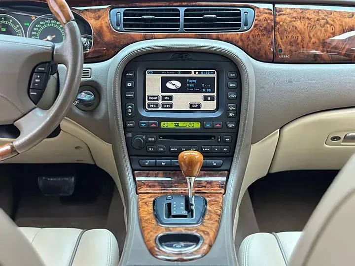 2006 Jaguar S-TYPE 3.0L 244HP V6 6AT,autocango,china used car exporter,china ev exporter,chinese used car exporter,chinese used ev exporter