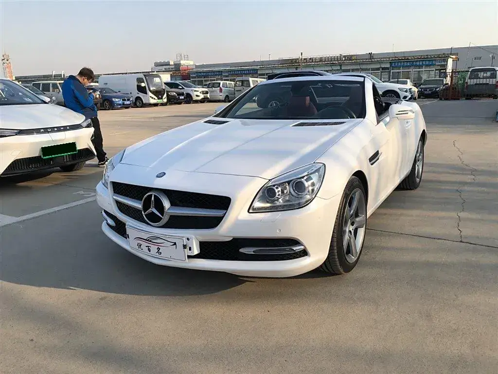 2011 Mercedes-Benz SLK Class 1.8T 184HP L4 7AT