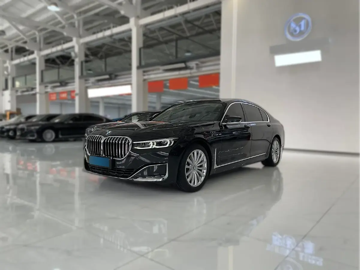 2021 BMW 7 Series 2.0T 265HP L4 8AT