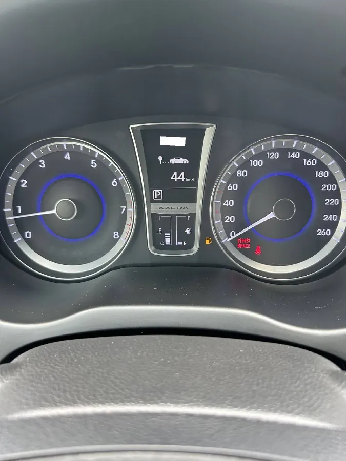 2011 Hyundai Azera 2.4L 180HP L4 6AT,autocango,china used car exporter,china ev exporter,chinese used car exporter,chinese used ev exporter