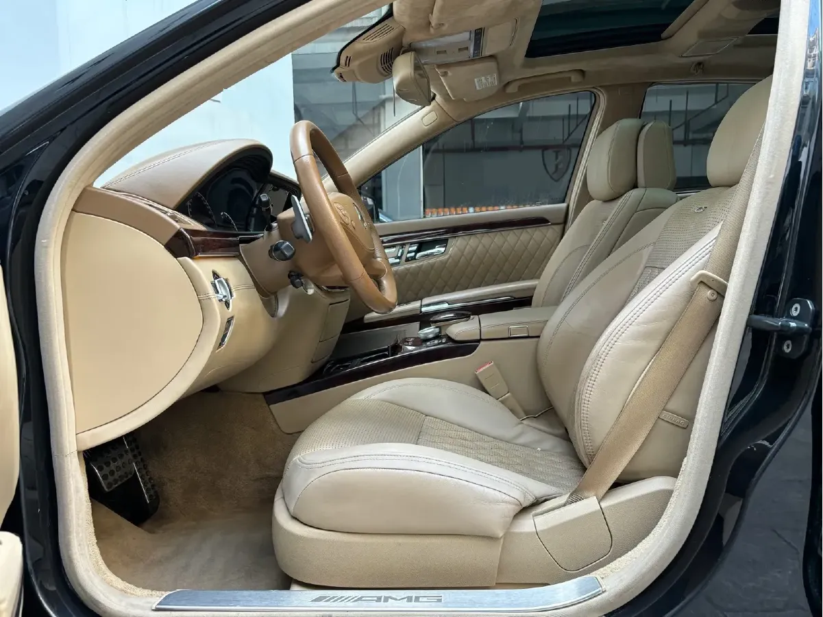 2010 Mercedes-Benz S AMG 6.0T 612HP V12 5AT,autocango,china used car exporter,china ev exporter,chinese used car exporter,chinese used ev exporter