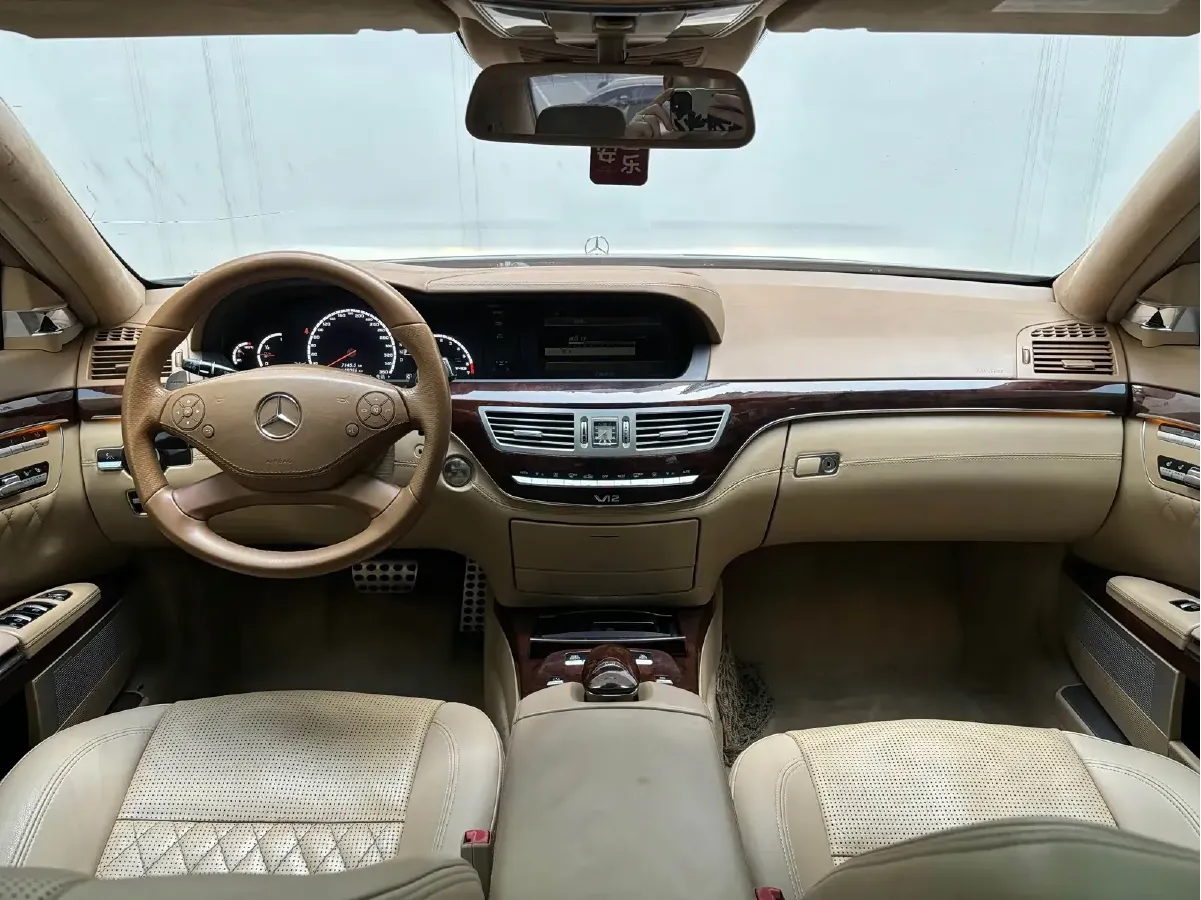 2010 Mercedes-Benz S AMG 6.0T 612HP V12 5AT,autocango,china used car exporter,china ev exporter,chinese used car exporter,chinese used ev exporter