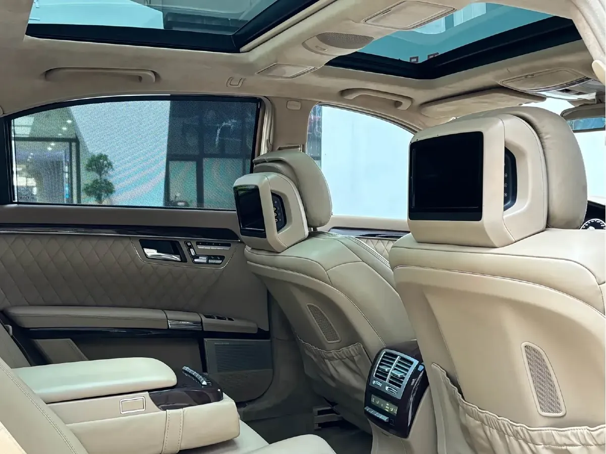 2010 Mercedes-Benz S AMG 6.0T 612HP V12 5AT,autocango,china used car exporter,china ev exporter,chinese used car exporter,chinese used ev exporter