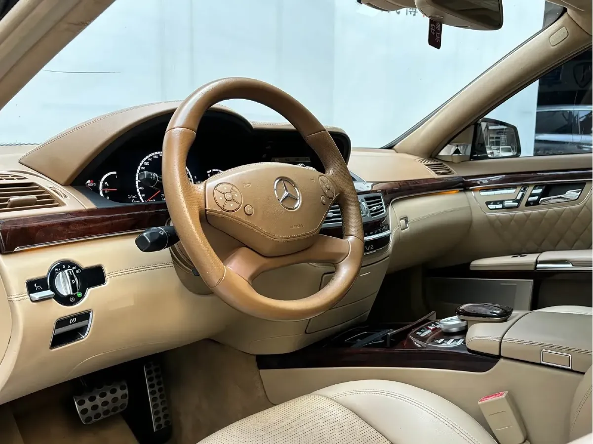 2010 Mercedes-Benz S AMG 6.0T 612HP V12 5AT,autocango,china used car exporter,china ev exporter,chinese used car exporter,chinese used ev exporter