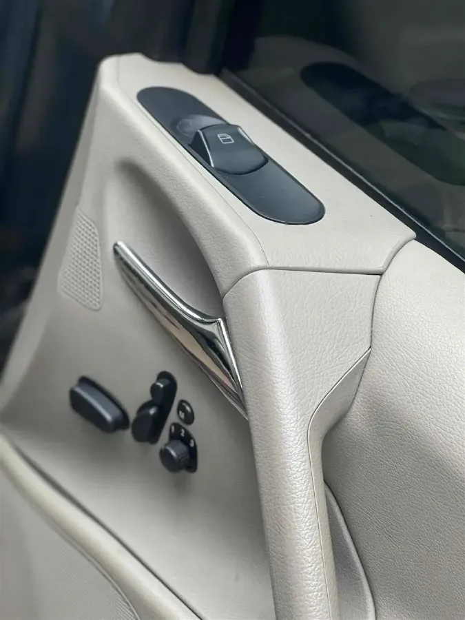 2013 Mercedes-Benz Viano 3.0L 224HP V6 5AT,autocango,china used car exporter,china ev exporter,chinese used car exporter,chinese used ev exporter