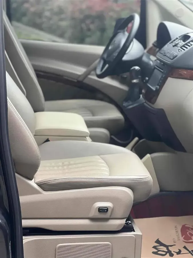 2013 Mercedes-Benz Viano 3.0L 224HP V6 5AT,autocango,china used car exporter,china ev exporter,chinese used car exporter,chinese used ev exporter