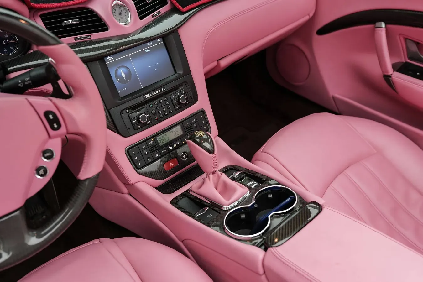 2010 Maserati GranCabrio 4.7L 439HP V8 6AT,autocango,china used car exporter,china ev exporter,chinese used car exporter,chinese used ev exporter