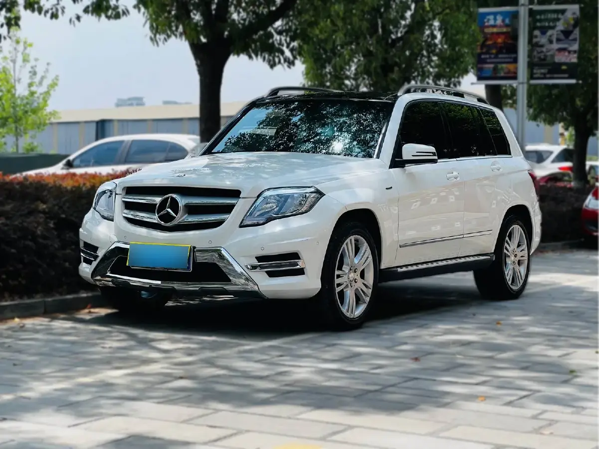 2015 Mercedes-Benz GLK Class 2.0T 211HP L4 7AT