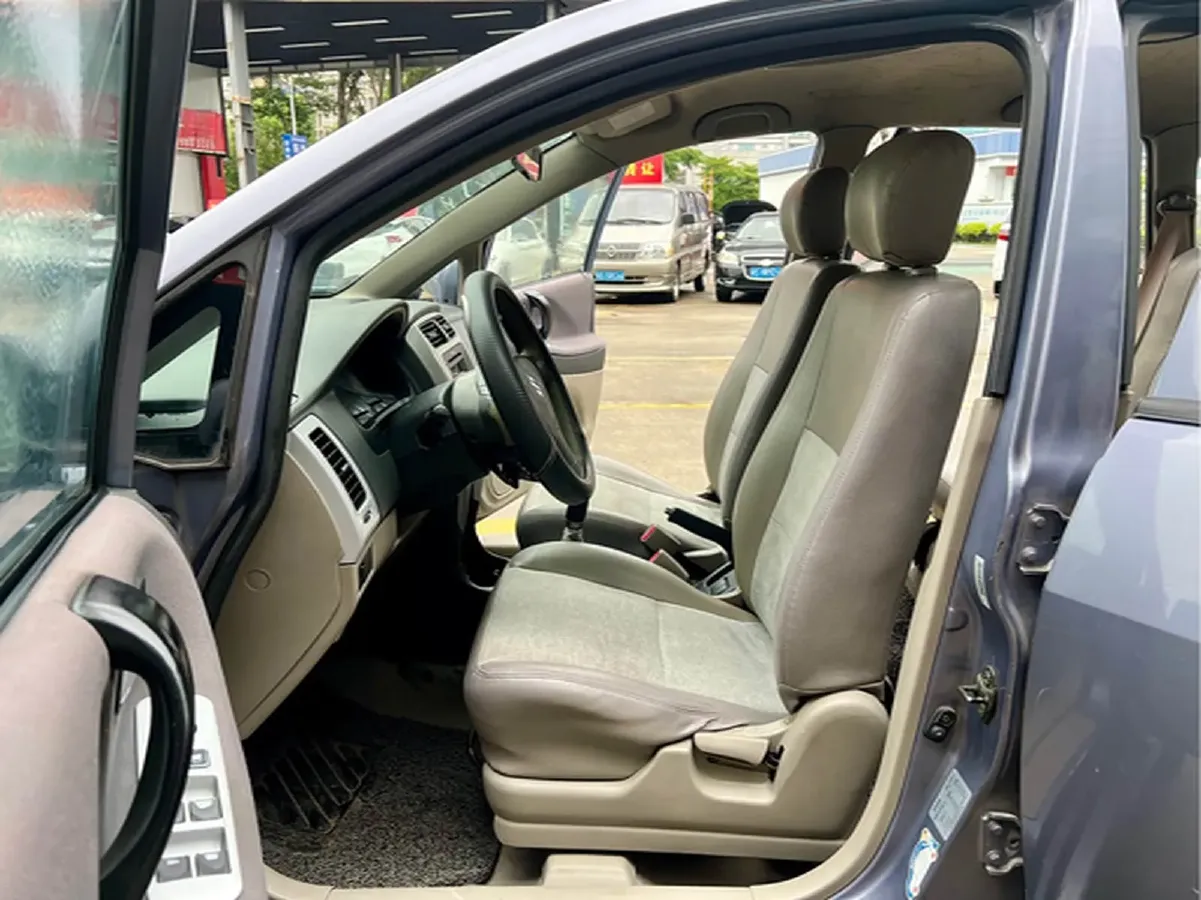 2012 Suzuki Liana 1.4L 101HP L4 5MT,autocango,china used car exporter,china ev exporter,chinese used car exporter,chinese used ev exporter