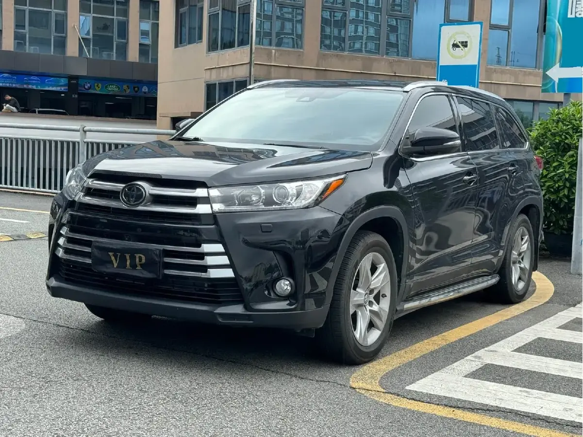 2018 Toyota Highlander 2.0T 220HP L4 6AT