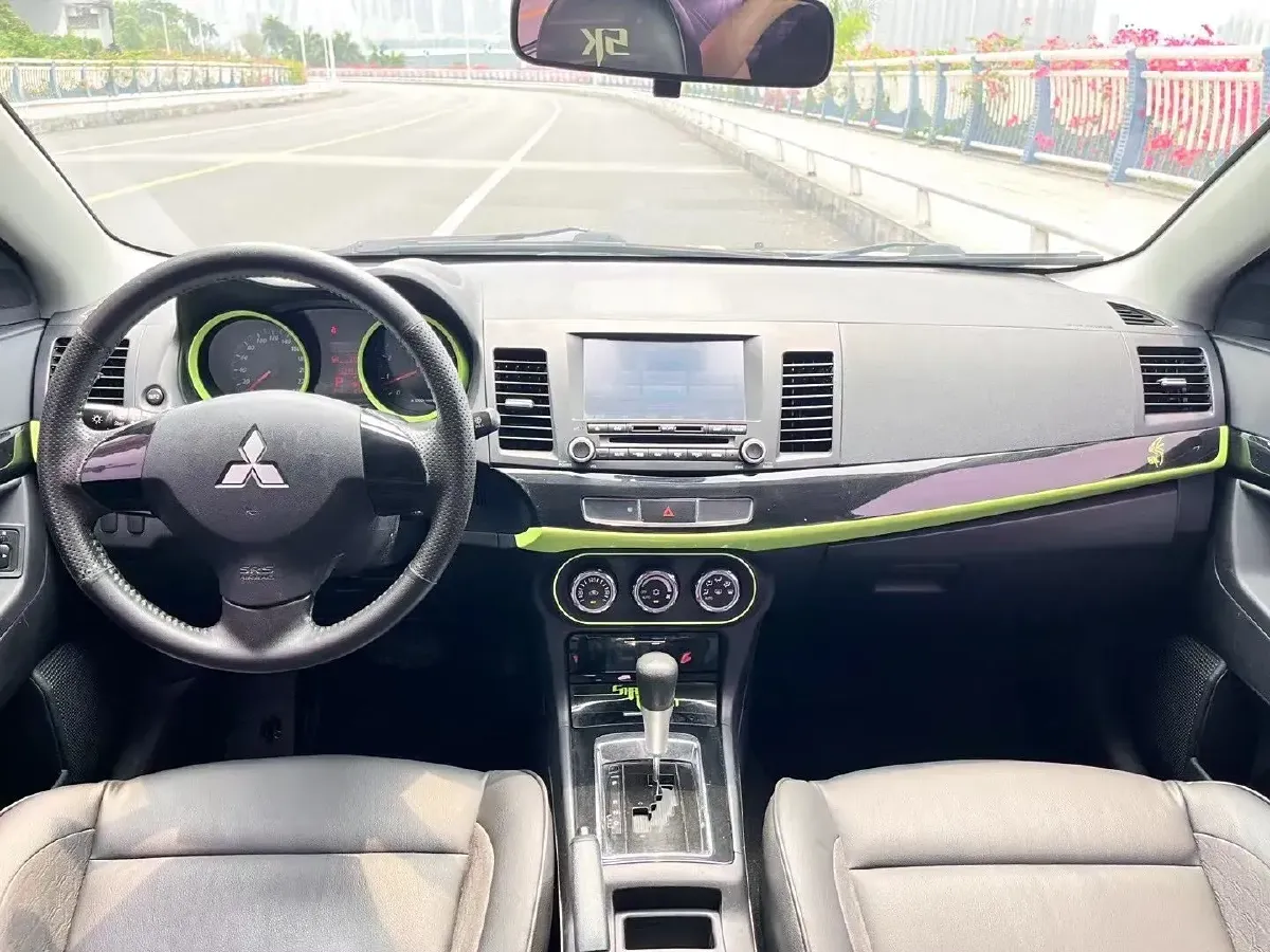 2015 Mitsubishi Lancer EX 1.8L 136HP L4 CVT,autocango,china used car exporter,china ev exporter,chinese used car exporter,chinese used ev exporter