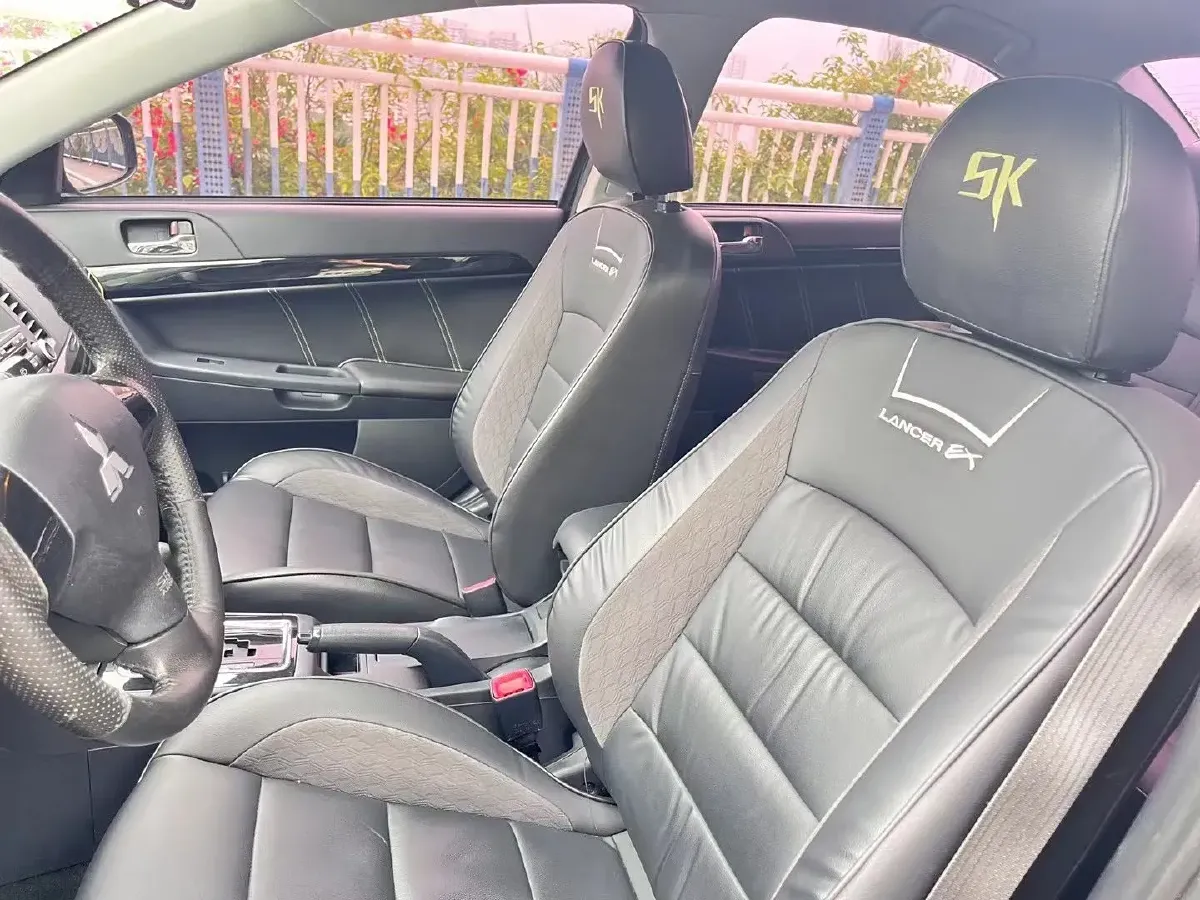 2015 Mitsubishi Lancer EX 1.8L 136HP L4 CVT,autocango,china used car exporter,china ev exporter,chinese used car exporter,chinese used ev exporter