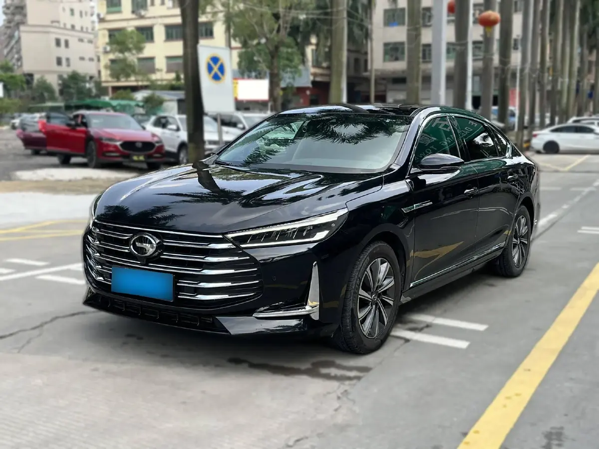 2020 GAC Trumpchi GA8 2.0T 252HP L4 6AT