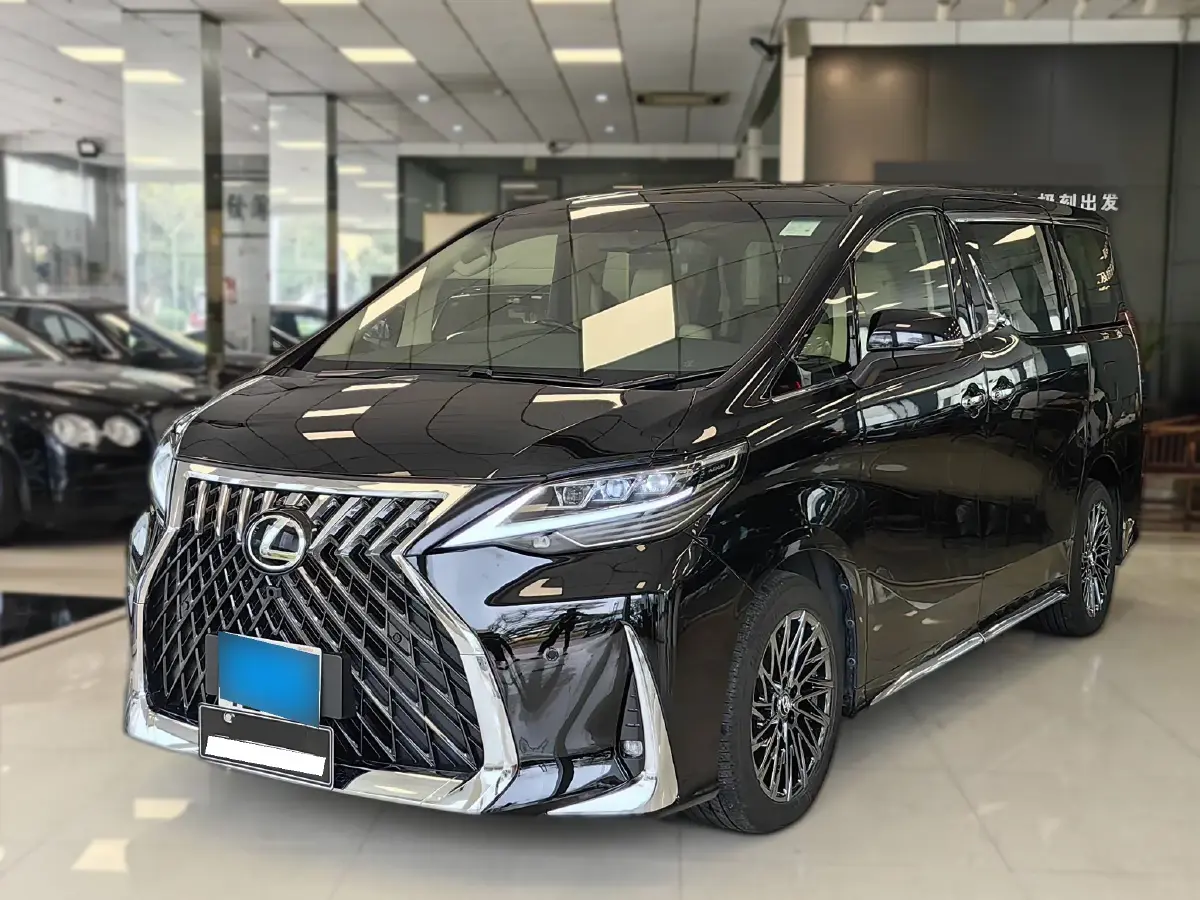 2015 Toyota Alphard 3.5L 275HP V6 6AT