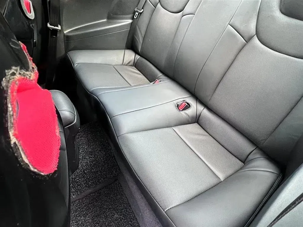 2009 Hyundai Rohens-Coupe 2.0T 210HP L4 6MT,autocango,china used car exporter,china ev exporter,chinese used car exporter,chinese used ev exporter