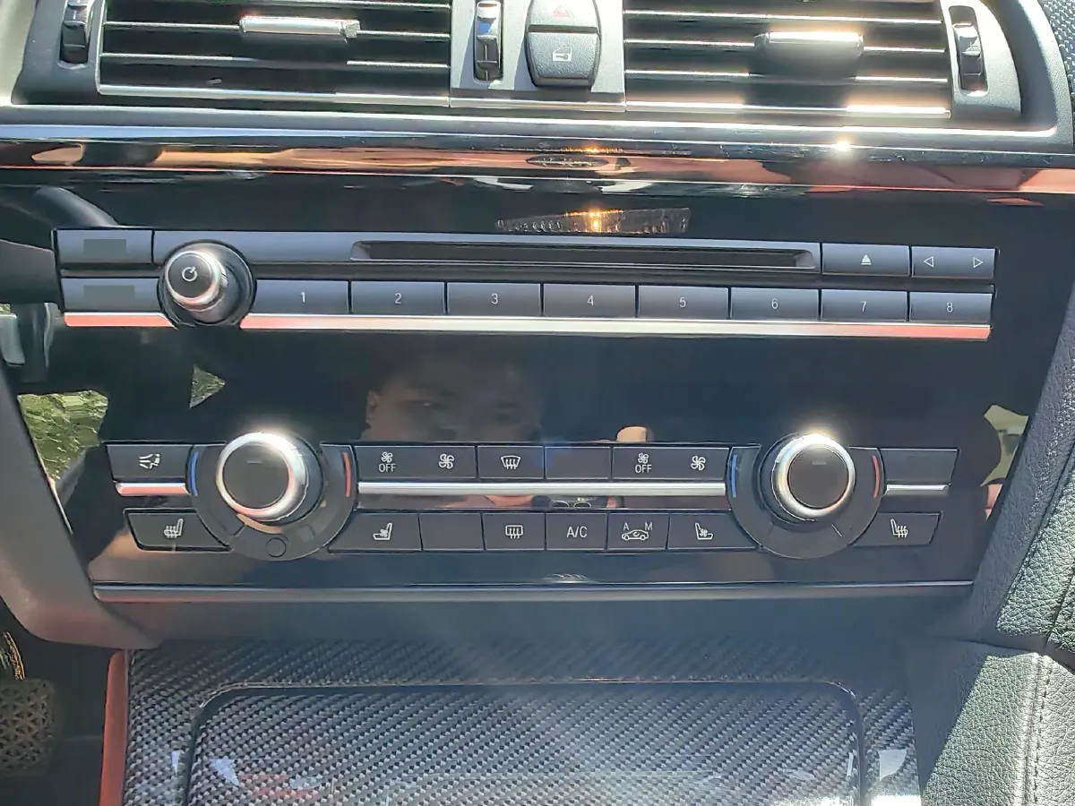 2015 BMW M6 4.4T 560HP V8 7DCT,autocango,china used car exporter,china ev exporter,chinese used car exporter,chinese used ev exporter