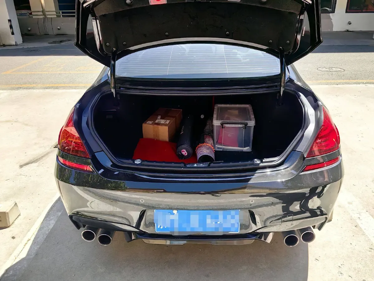 2015 BMW M6 4.4T 560HP V8 7DCT,autocango,china used car exporter,china ev exporter,chinese used car exporter,chinese used ev exporter