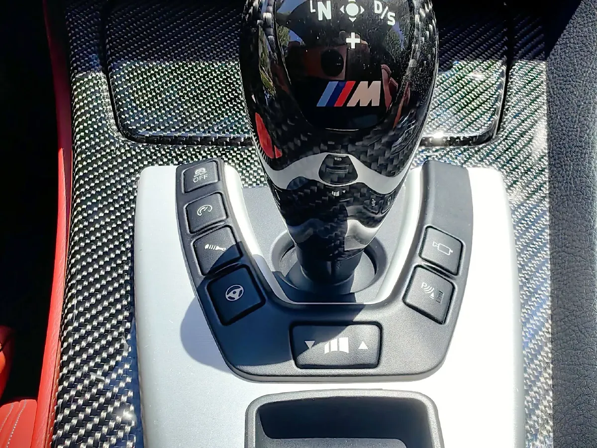 2015 BMW M6 4.4T 560HP V8 7DCT,autocango,china used car exporter,china ev exporter,chinese used car exporter,chinese used ev exporter