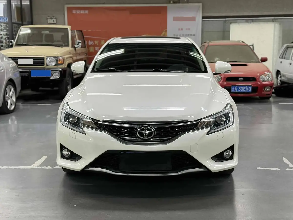 2013 Toyota Reiz 2.5L 193HP V6 6AT