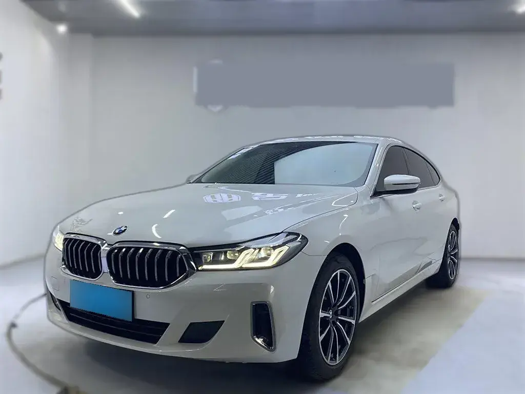 2022 BMW 6 Series GT 2.0T 245HP L4 8AT