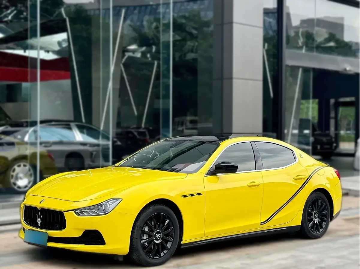 2017 Maserati Ghibli 3.0T 350HP V6 8AT