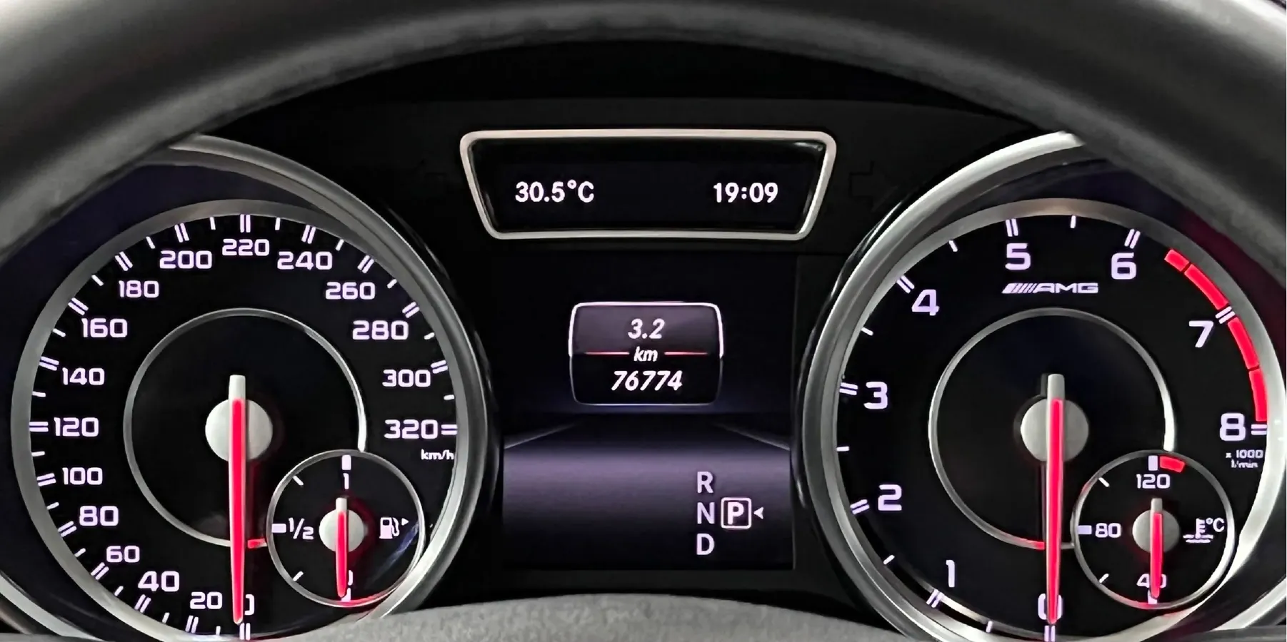 2014 Mercedes-Benz M AMG 5.5T 525HP V8 7AT,autocango,china used car exporter,china ev exporter,chinese used car exporter,chinese used ev exporter