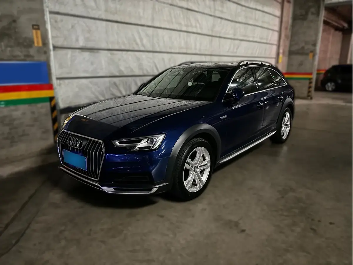 2017 Audi A4 2.0T 252HP L4 7DCT