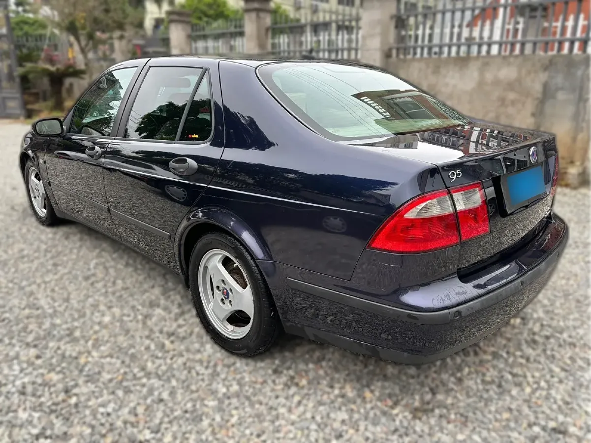 2004 Saab 9-5 2.3T 185HP L4 5AT,autocango,china used car exporter,china ev exporter,chinese used car exporter,chinese used ev exporter
