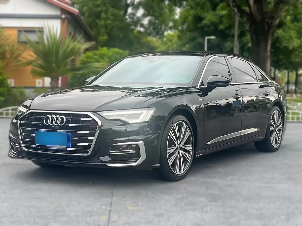 2023 Audi A6L 2.0T 245HP L4 7DCT