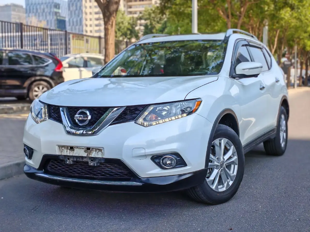 2014 Nissan X-Trail 2.5L 186HP L4 CVT