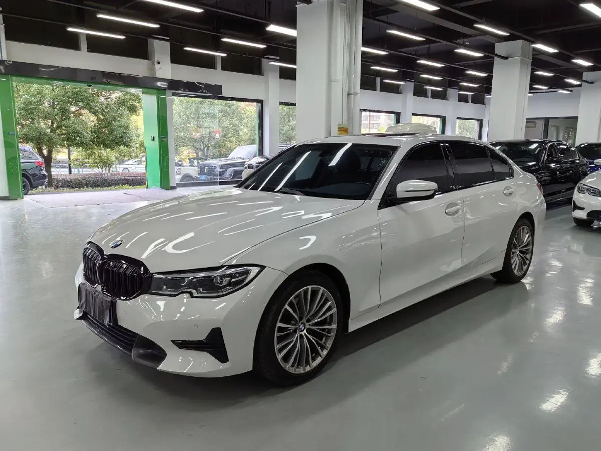 2020 BMW 3 Series 2.0T 184HP L4 8AT