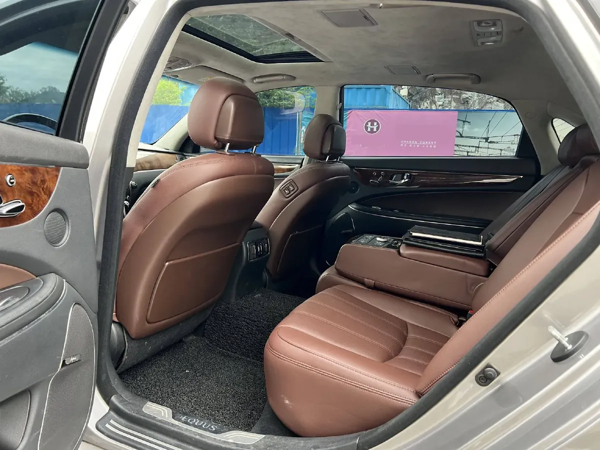 2009 Hyundai Equus 3.8L 290HP V6 6AT,autocango,china used car exporter,china ev exporter,chinese used car exporter,chinese used ev exporter